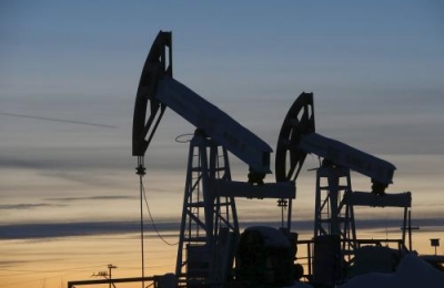 Thị trường dầu mỏ chứng kiến một tuần rớt giá “thê thảm”